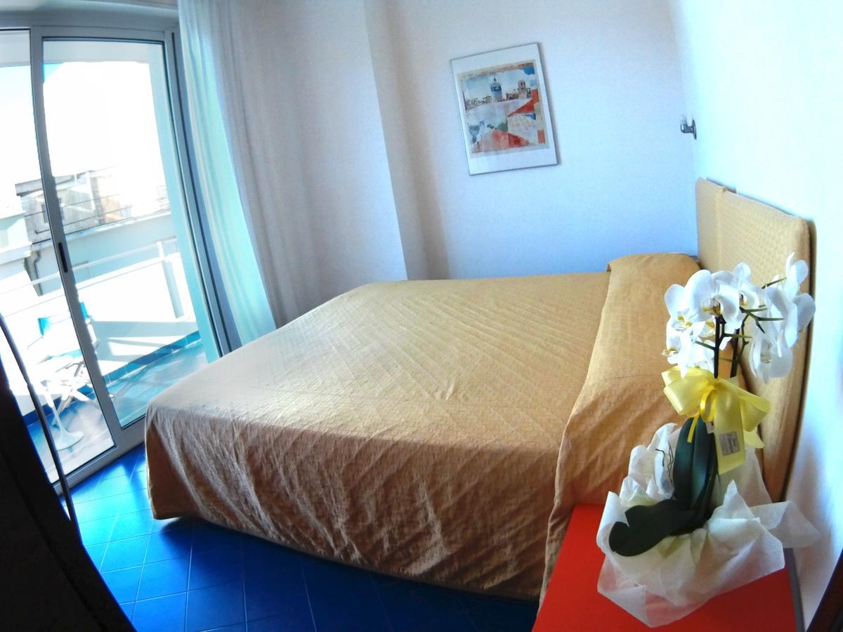 Residence Adriatico Gabicce Mare Kültér fotó